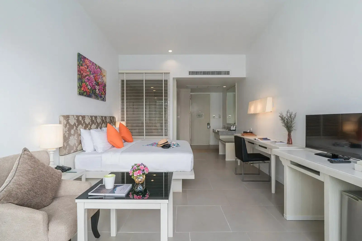 The Briza Beach Resort Khaolak