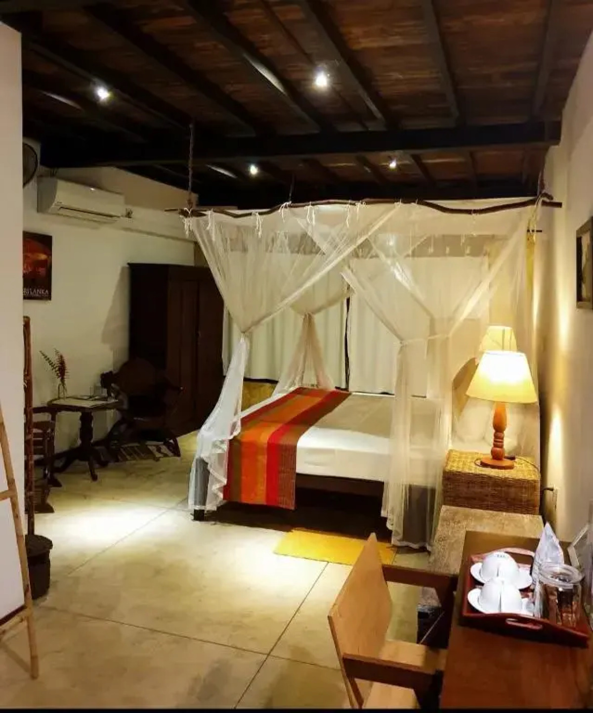 Dunes Unawatuna Hotel