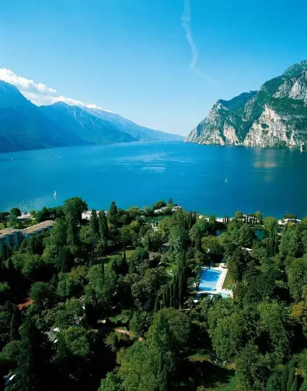 Курорт Du Lac et Du Parc Grand Resort