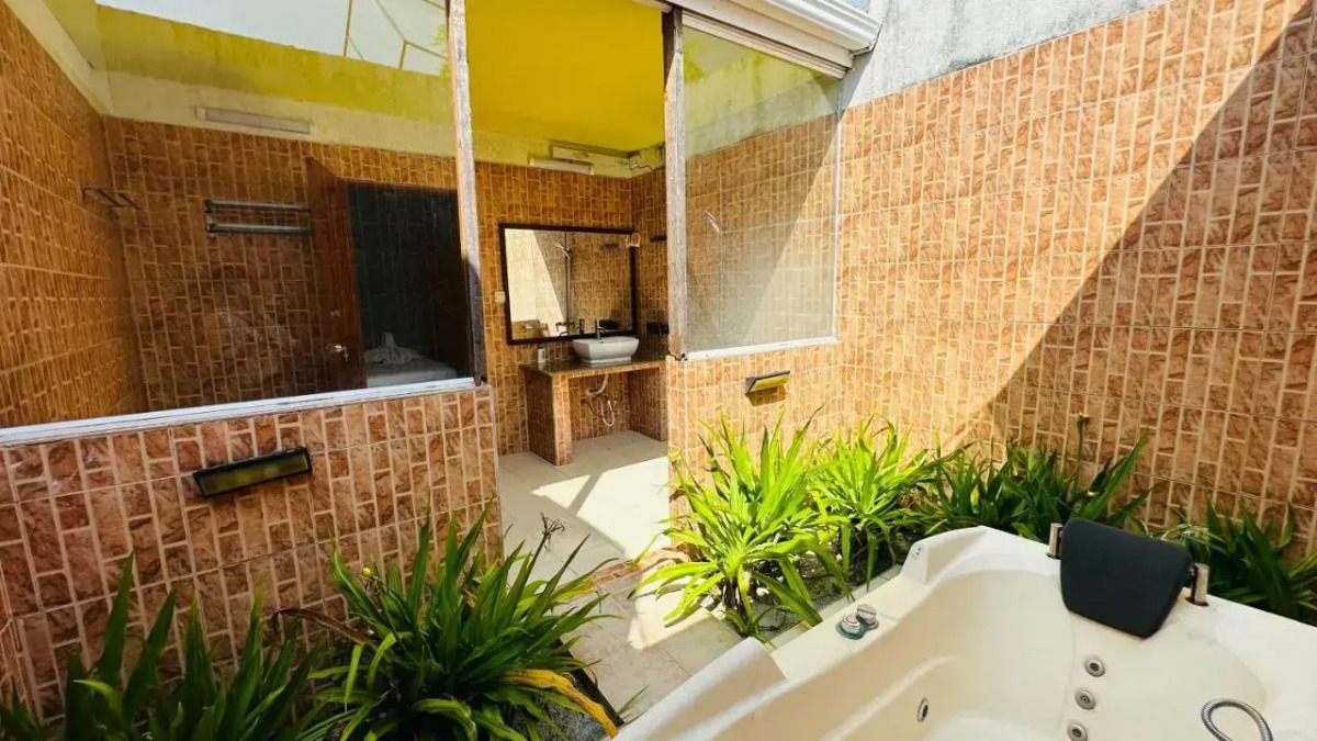 Midsummer Thulusdhoo