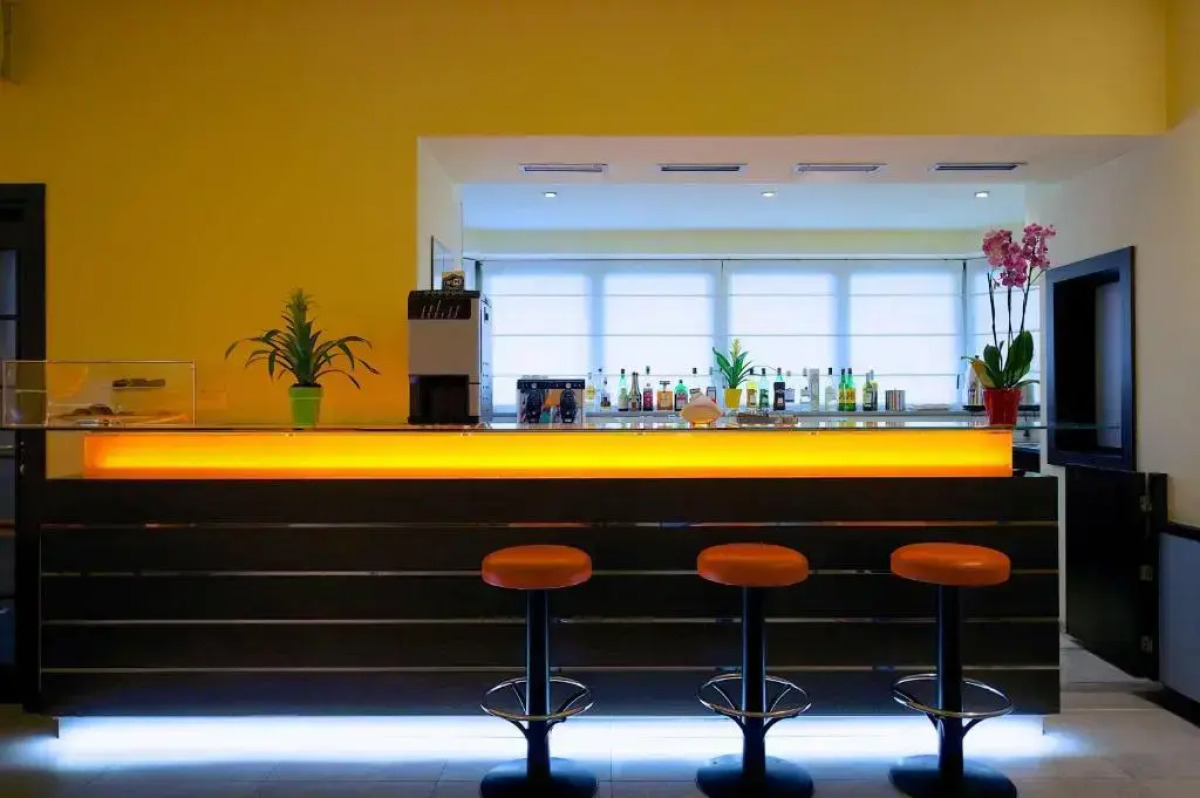 Best Western Crystal Palace Hotel