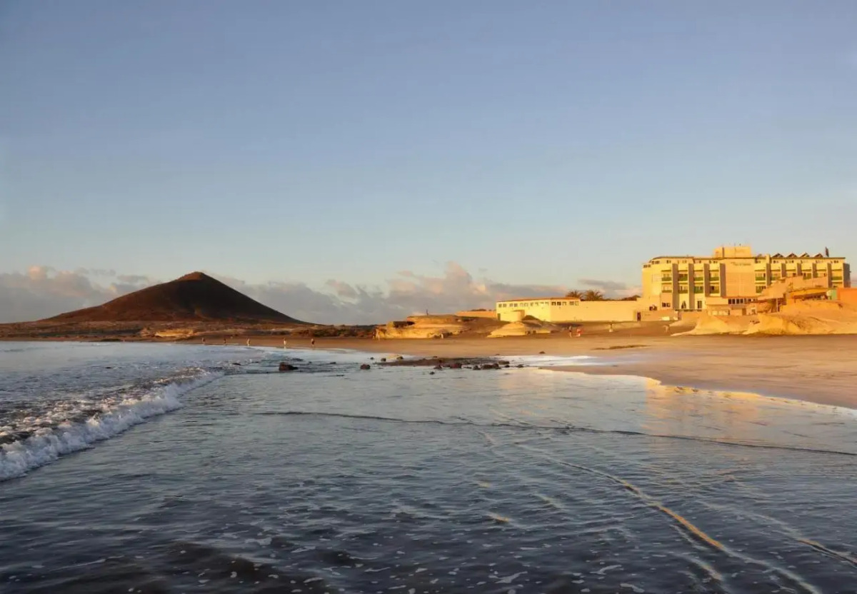 Отель Playa Sur Tenerife