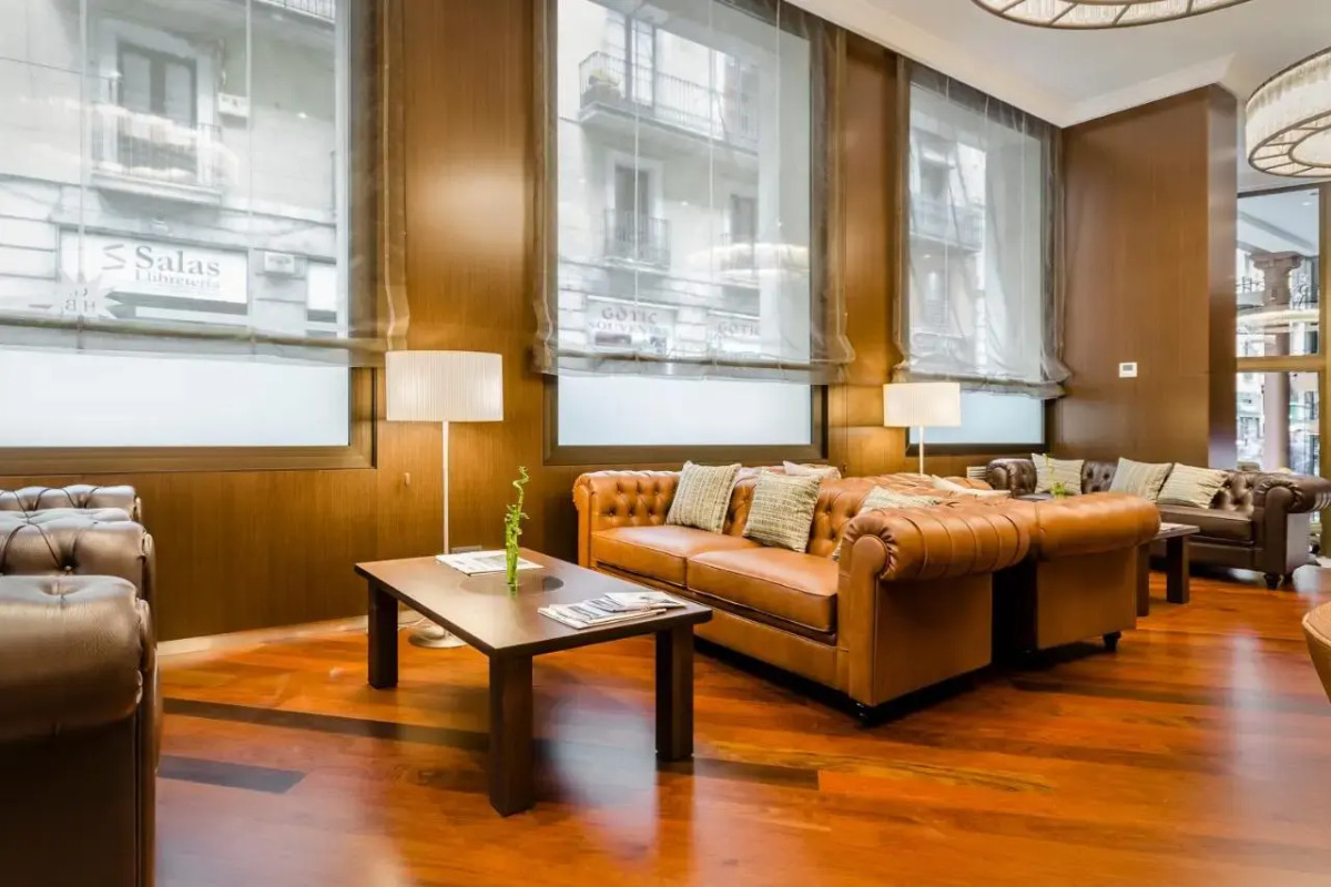 Отель Gran Barcino 