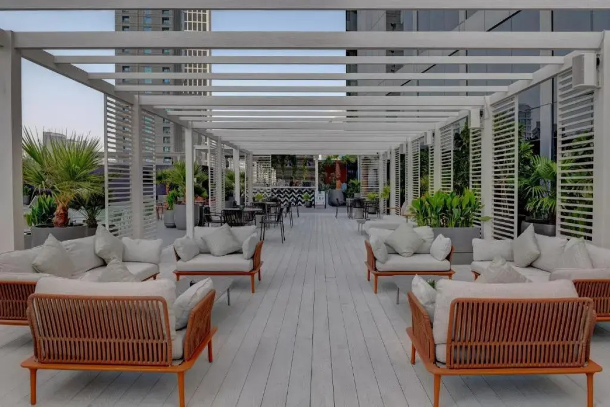 Отель Millennium Central Downtown