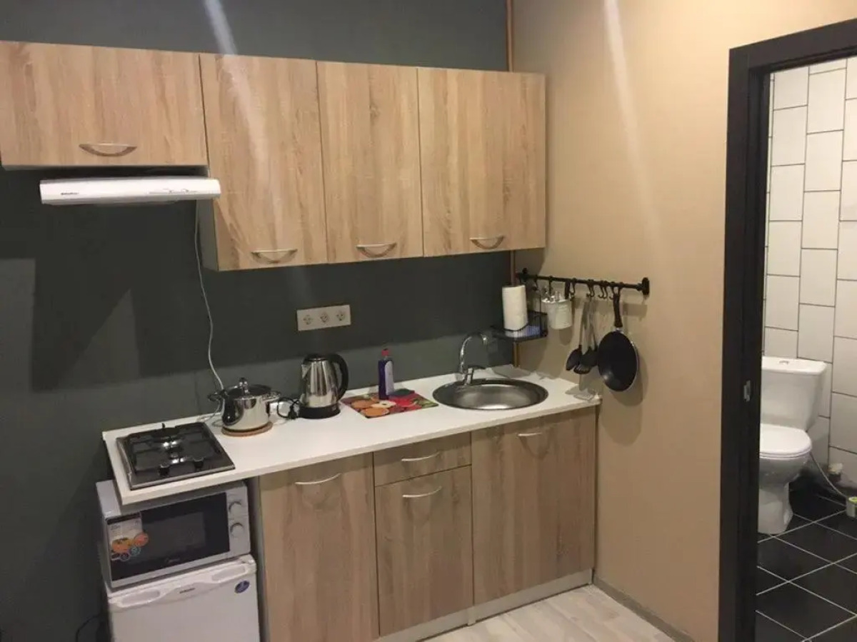 Apart-Complex Studio 103