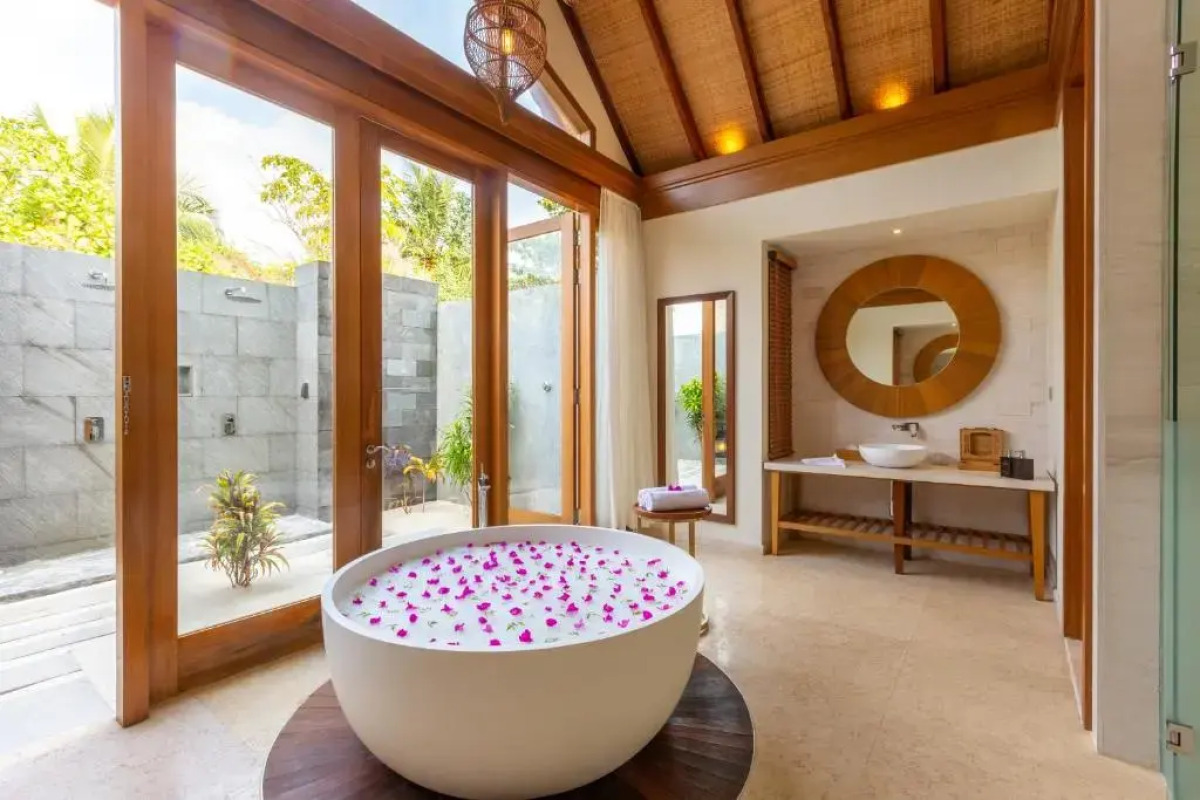 Отель Furaveri Maldives