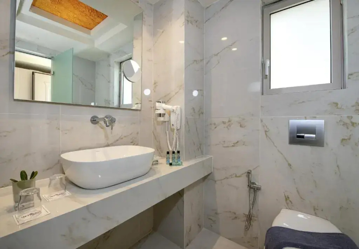 Vantaris Luxury Beach Resort