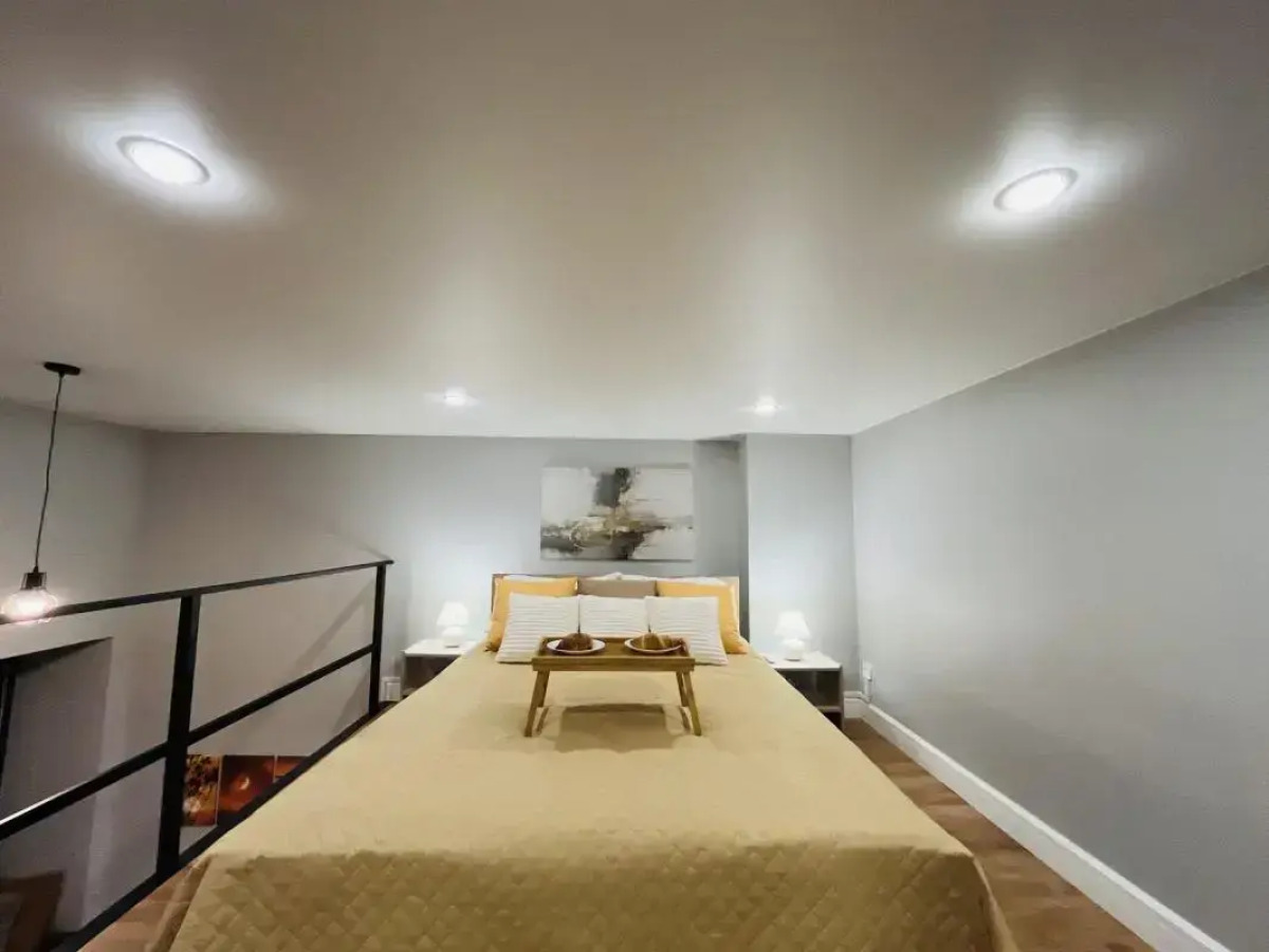 Happy People в квартале Свистуха