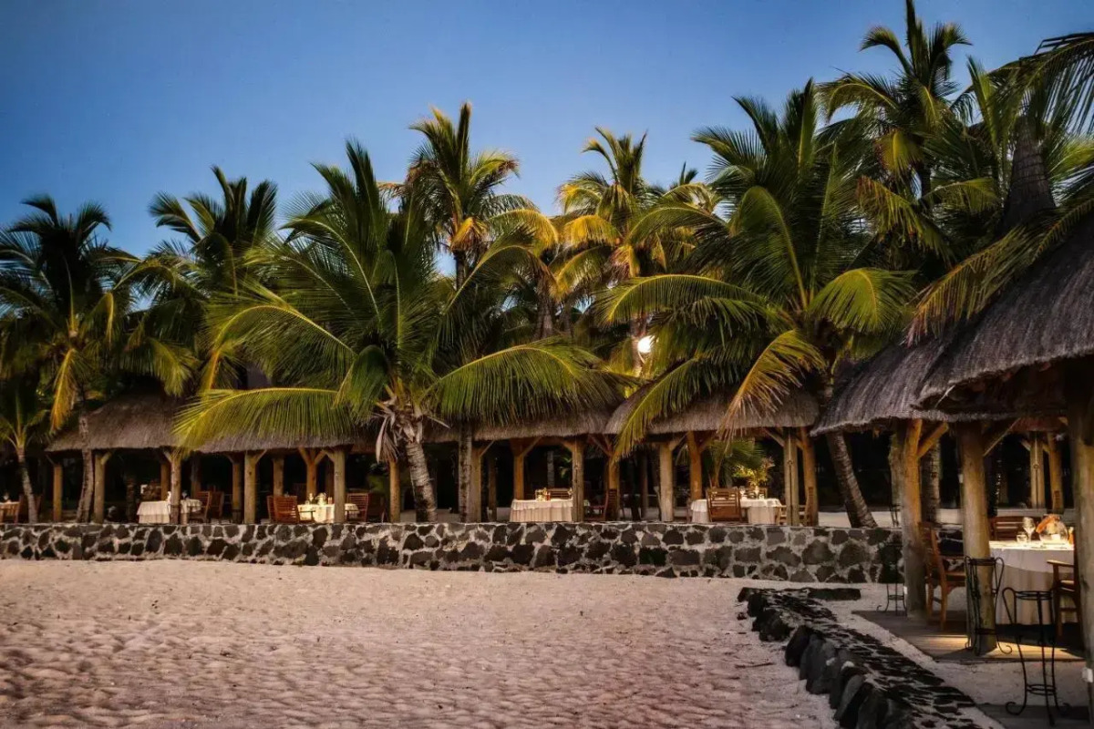 Paradis Beachcomber Golf Resort & Spa