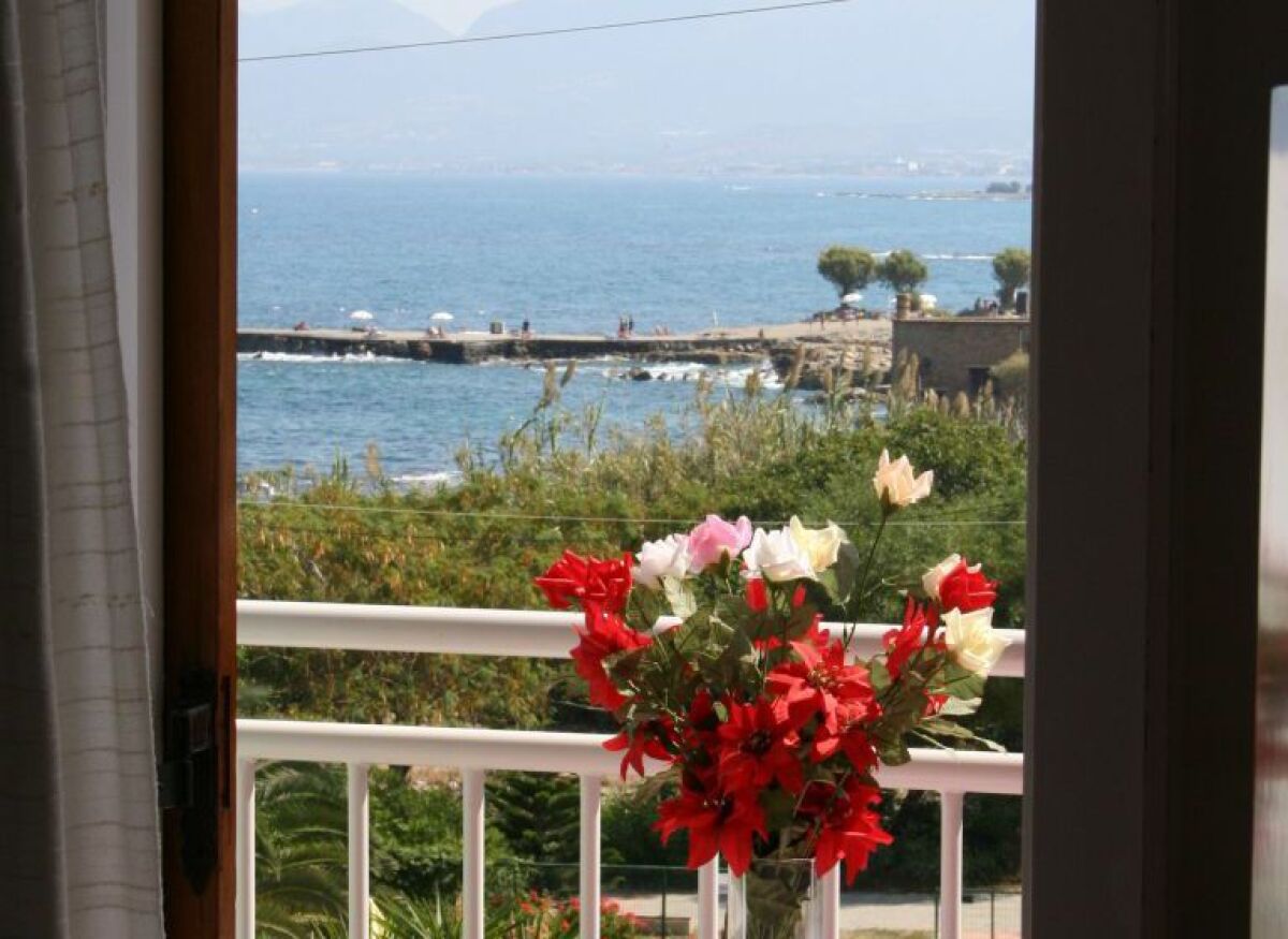 Lovely Holidays Hotel