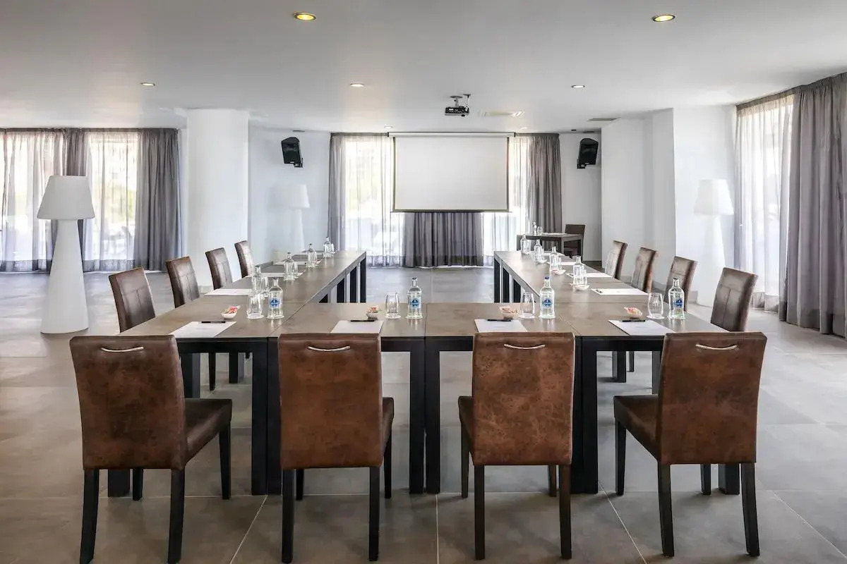 Отель Barcelo Santiago — Adults Only