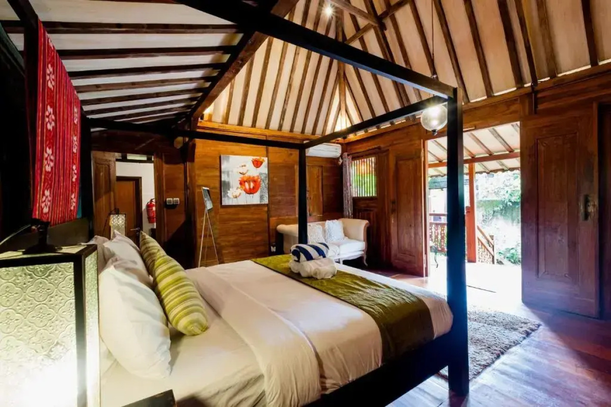 Kakul Villas & Suites