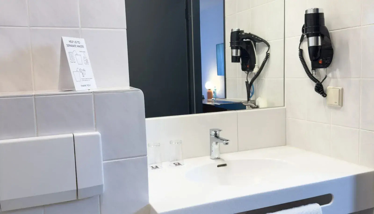 Отель Coffee Fellows Frankfurt-Airport