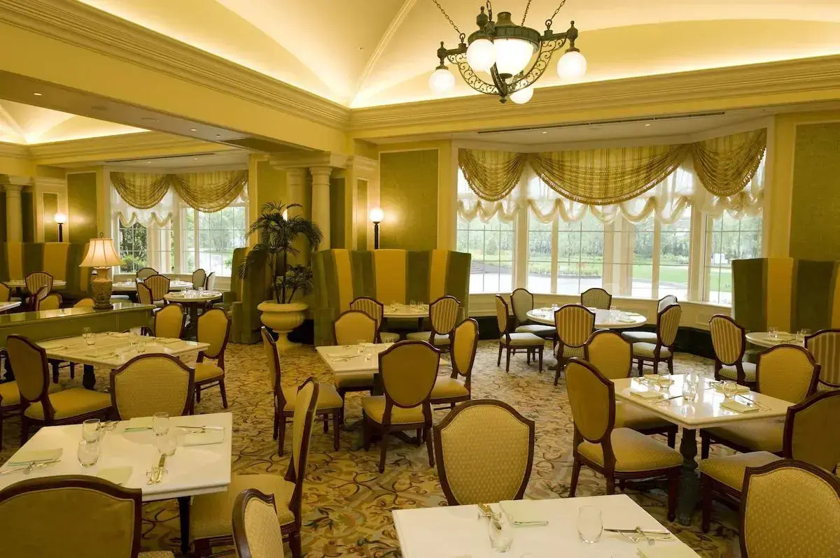 Tokyo Disneyland Hotel