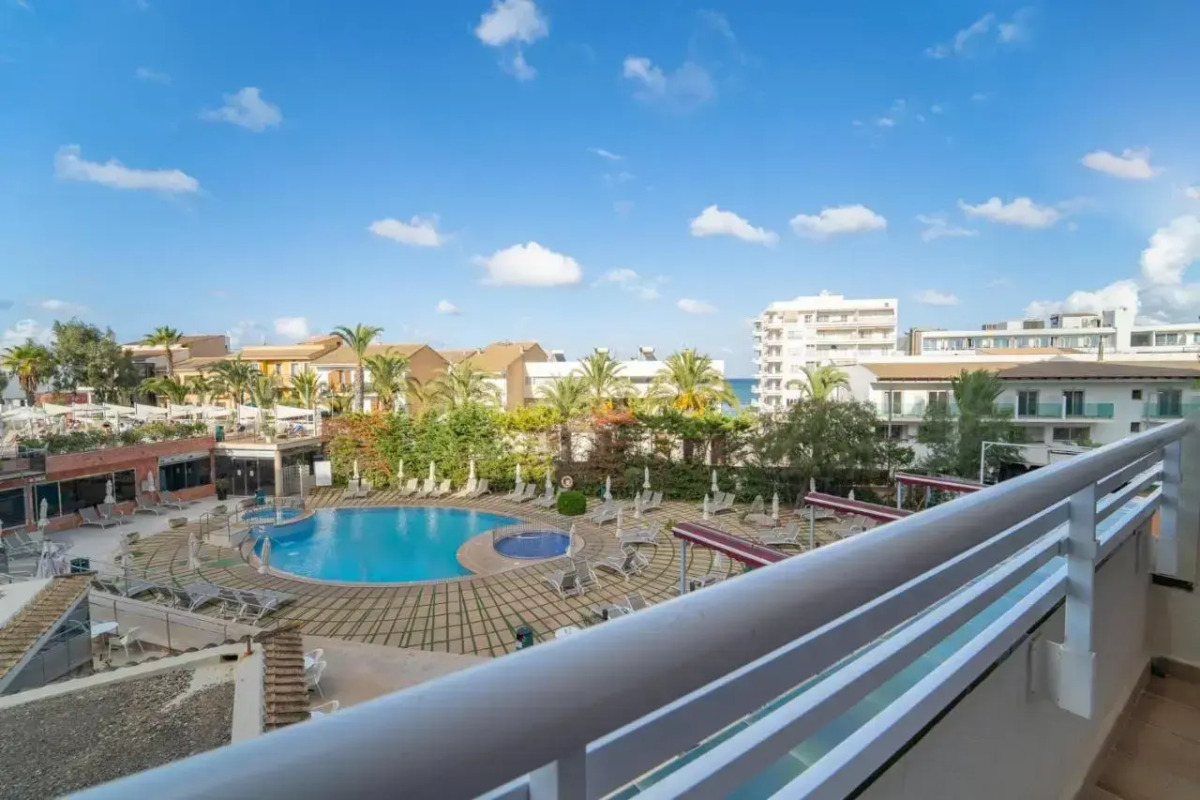 Курорт Caprice Janeiro Hotel & Spa