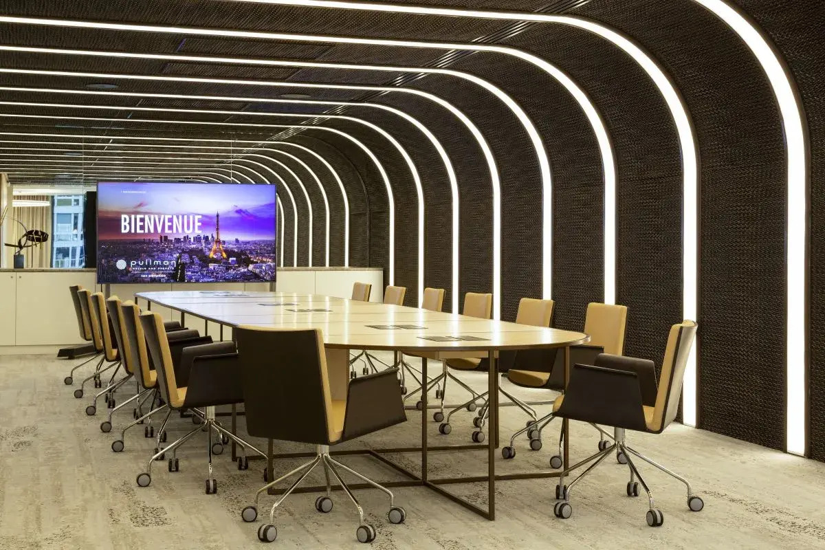 Pullman Paris Montparnasse Hotel