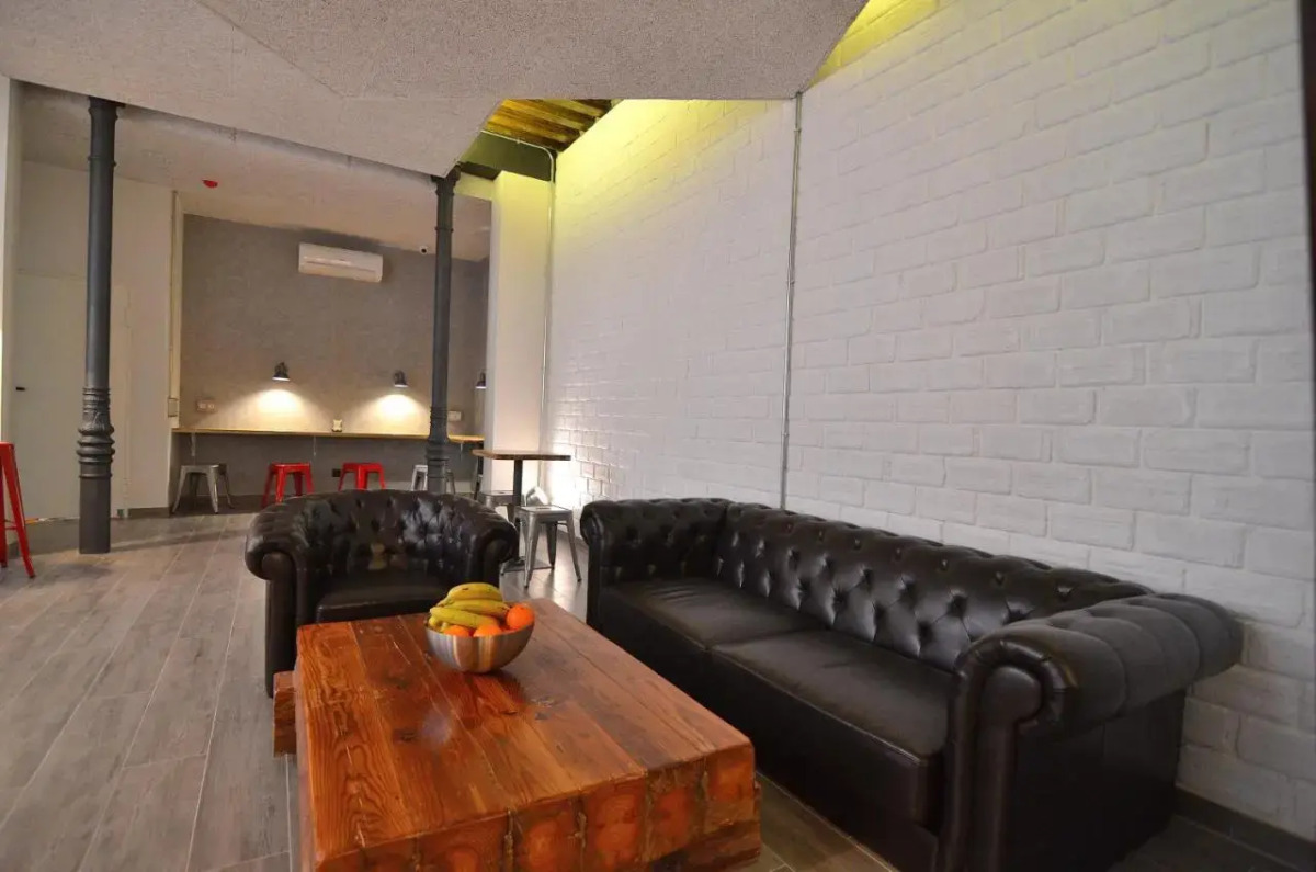 Хостел Far Home Atocha