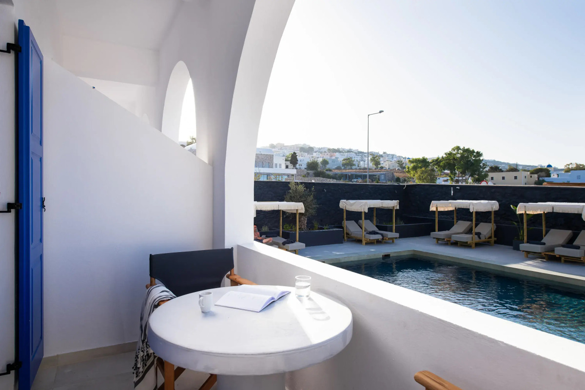 Bios Santorini Vegan - Vegetarian Boutique Hotel 