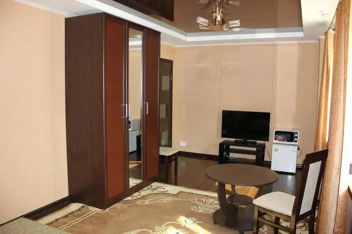 Отель Купеческая