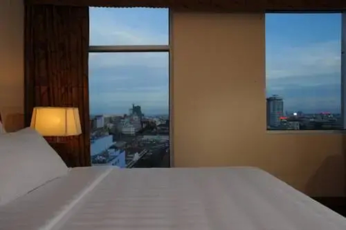 Отель GOLDEN CENTRAL SAIGON