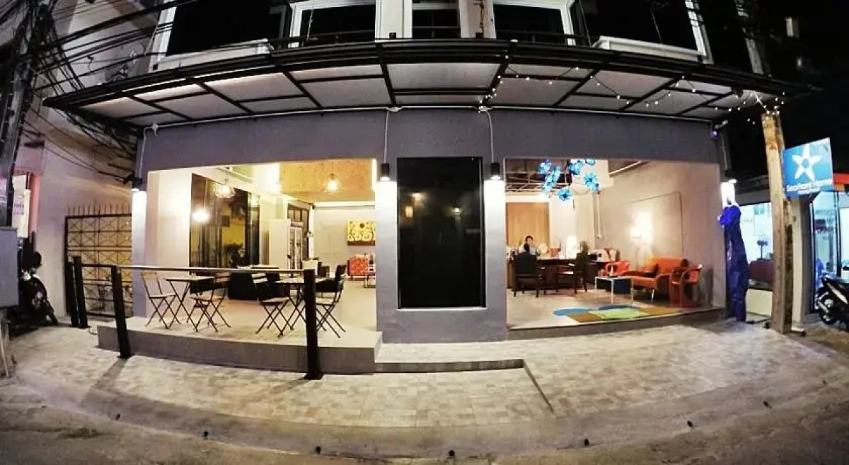 Отель Sea Front Home