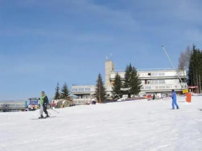 Marilleva 1400 Appartamenti Montana