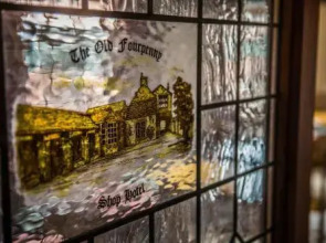 The Old Fourpenny Shop Hotel