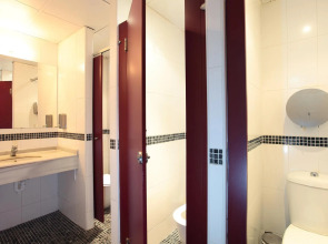 room00 Valencia Hostel