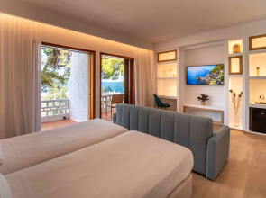 Wyndham Loutraki Poseidon Resort