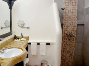 Borjs Hotel Suites & Spa