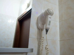 Alessandro Downtown Hostel