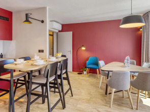 Appart'City Confort Paris Clichy Mairie