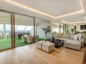 Double-Six Luxury Hotel