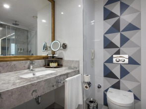 Granada Luxury Beach 