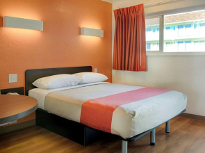 Motel 6 Mammoth Lakes, CA