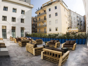 NeapolitanTrips Hostel and Bar