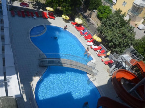 Rose Garden Apart Hotel