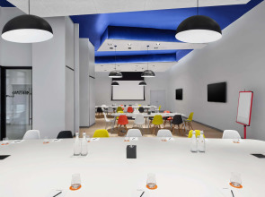 Canopy by Hilton Dubai Al Seef