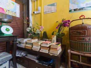 Cocoa Mews Cafe & Homestay - Hostel