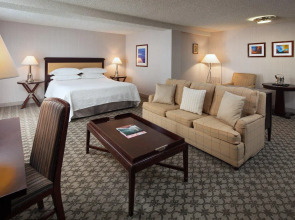 Anaheim Majestic Garden Hotel