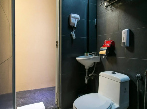 Smile Hotel Danau Kota