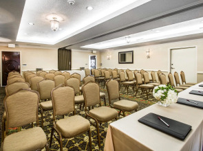 Comfort Suites Paradise Island