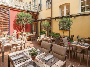 Alpen Hotel München