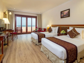 Sunny Beach Resort and Spa