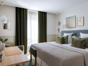 Le Petit Beaumarchais Hotel & Spa