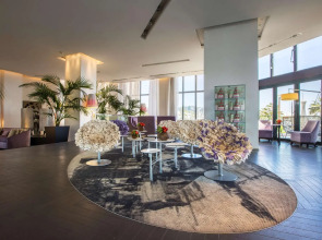 Canopy by Hilton Cannes