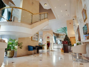 Grand Continental Hotel