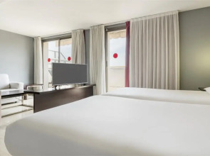 Hotel ILUNION Almirante