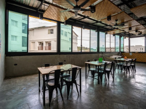 Patong Poshtel - Adults Only - Hostel