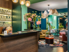 Archetype Etoile Hotel